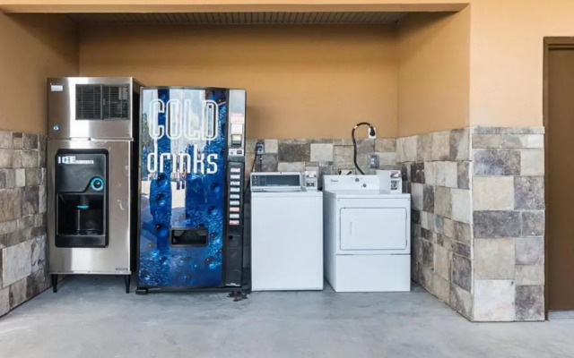 Econo Lodge Inn & Suites Houston NW - CY - Fair