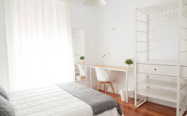 Slow Suites Sol