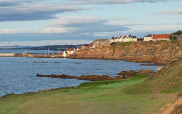 Stunning Shore Front House in Historic Cellardyke