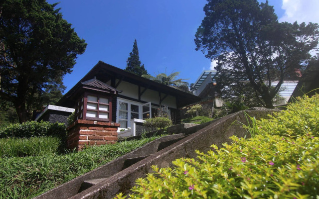 Puncak Pass Resort