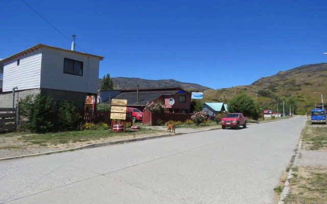 Hostal y Cabañas Perla del Lago