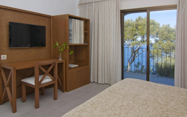 Hoposa Costa D'Or - Adults Only