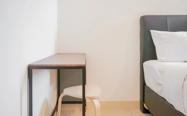 Elegant Studio Tree Park Apartment