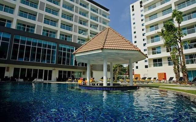 Modernized Condo Seaview Central Pattaya