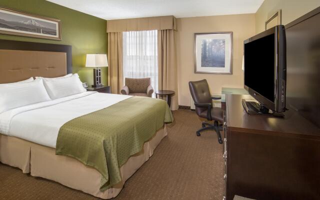 Holiday Inn Airport - Portland, an IHG Hotel