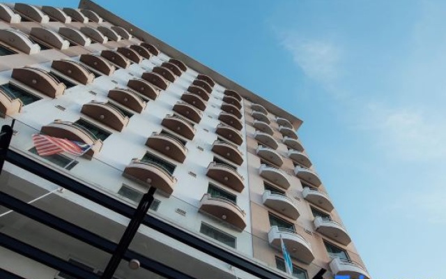LA Hotel