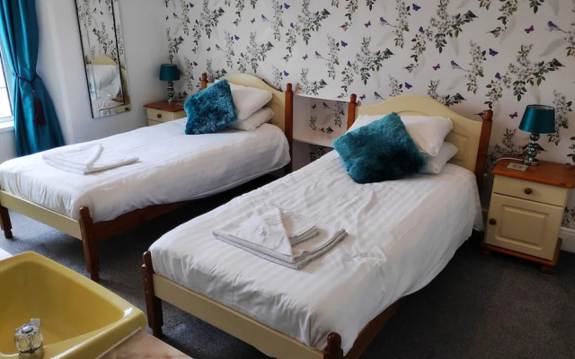 OYO Elnor Guest House