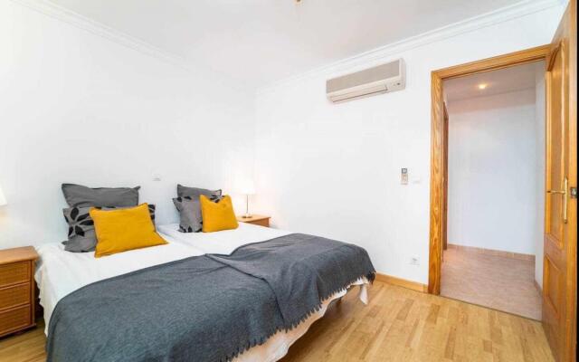 Azahara 1 3A Casa Concha great location and nice view located in the popular Aloha