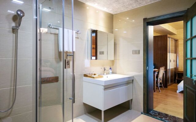 Floral Hotel Qiandaohu Shangju Villa