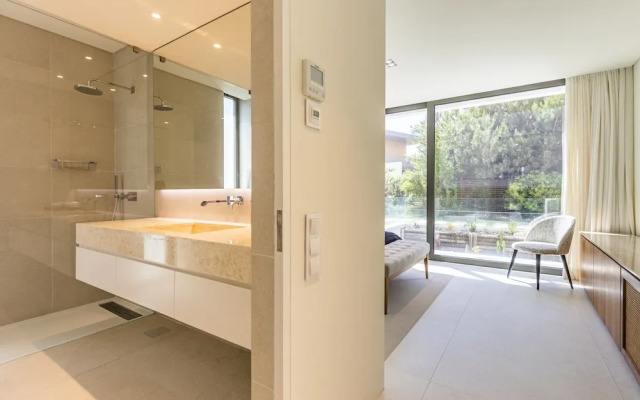 Troia Design Villa by Cadenzalux