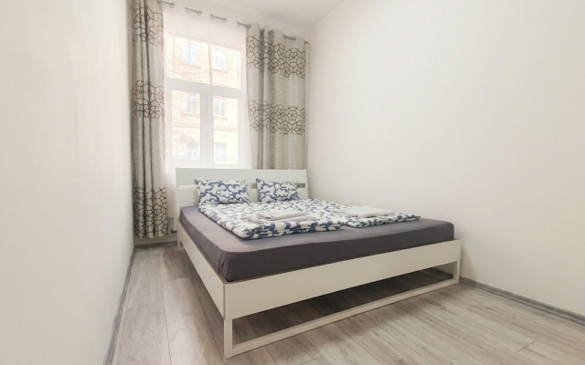 Enkplatz U3- Affordable 5BR shared Apt.