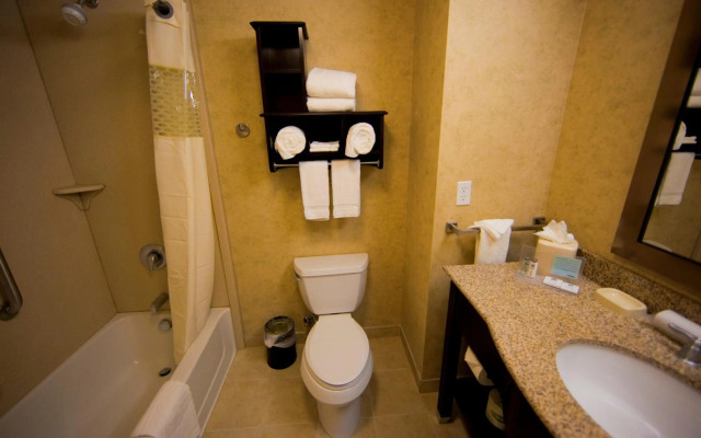 Hampton Inn & Suites Seattle/Kent,WA