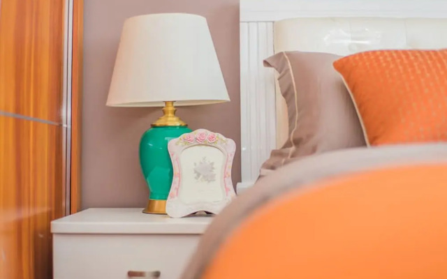 Locals Boutique Apartment Jiuzhou Port.4