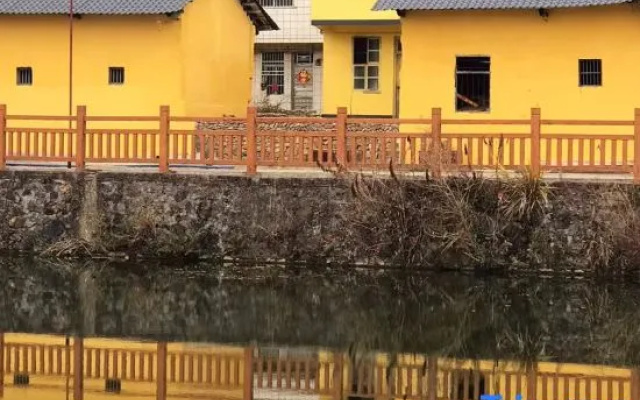 Ruyuan Xiaoxiao Bushe – Exterior – Shaoguan
