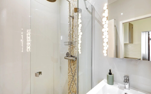 Elegant Studio in Le Marais - Sleeps 4