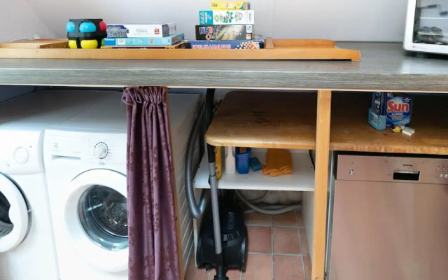 Lanaken Luxe Garden Retreat