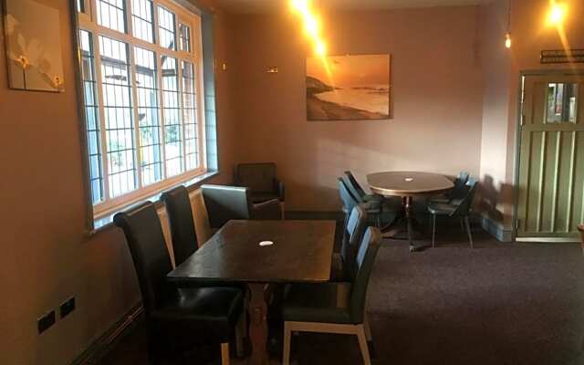 The Woodhouse Inn