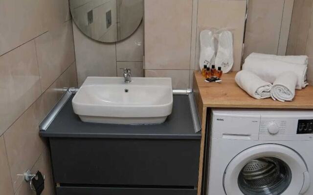 Pars Suites Hotel