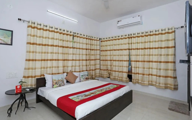 OYO 10298 Home near Sukhadia Circle