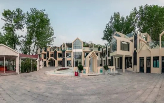 Gaolaozhuang Country Hostel