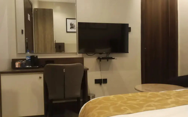 Ringruby Hotel, Oduduwa Way
