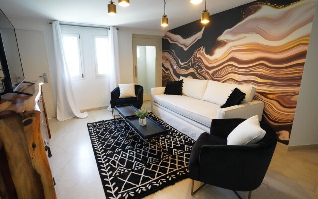 YalaRent Villa Enorma with Private Pool