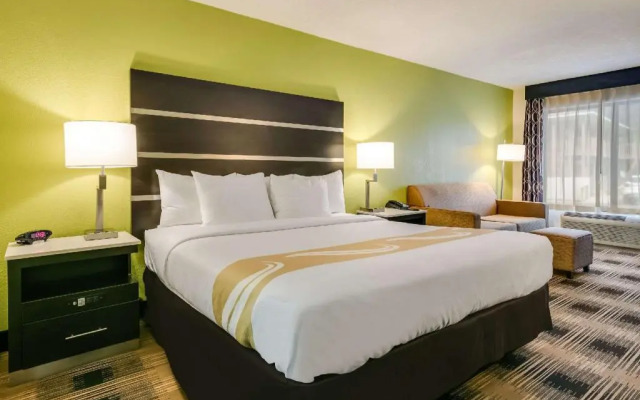 Quality Inn & Suites Mt Chalet