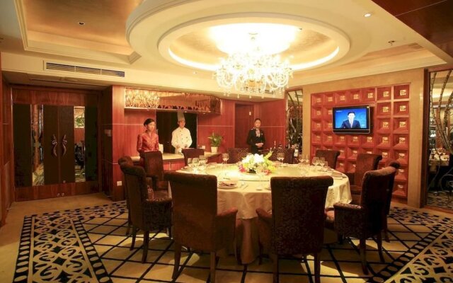 Huaxin Grand Hotel