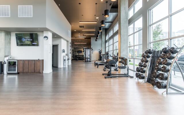 Stayovr At Trinity Groves