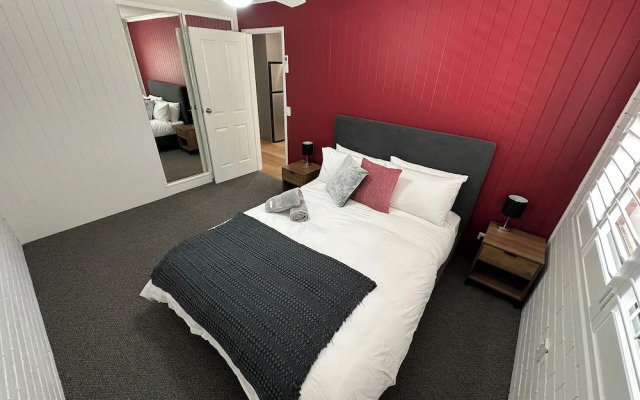 Central Cullen Apartments