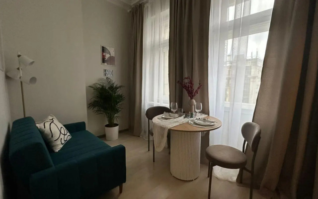 GMApartments (ДжиЭмАпартментс) на улице Тверская 4