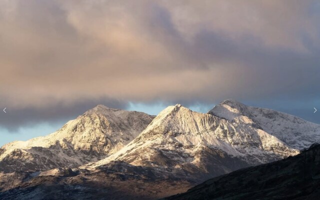 Snowdonia Holiday Cabin In Caernarfon North Wales