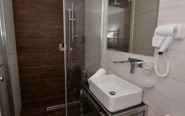 Hotel Alexandar II