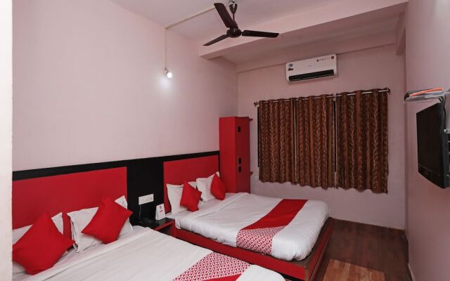 OYO 6274 Hotel Janaki Residency