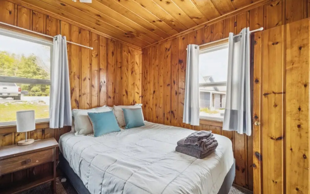 Barefoot Beach Resort