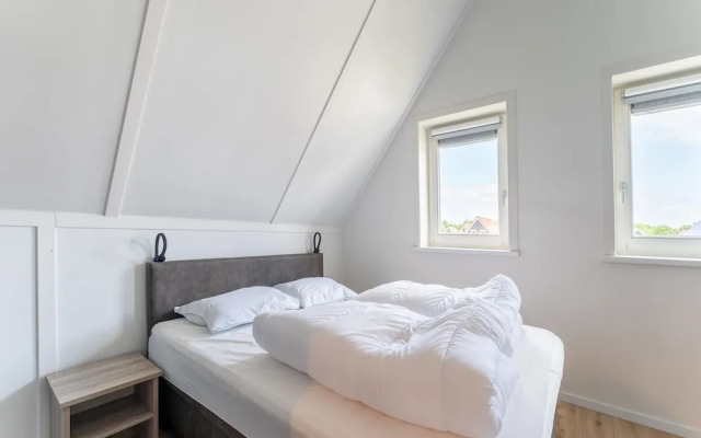 Holiday Home in Scherpenisse With Garden