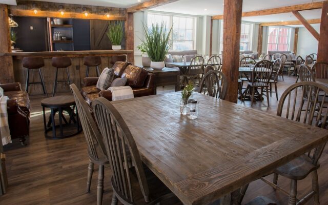 Mountain Meadows Lodge