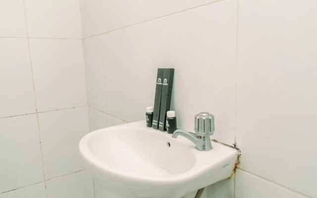 Warm And Cozy Studio Apartment (No Kitchen) At Aeropolis Residence