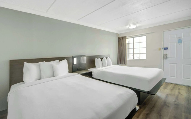 Micasa Inn & Suites