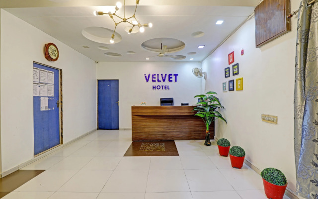 OYO 2798 Hotel Velvet