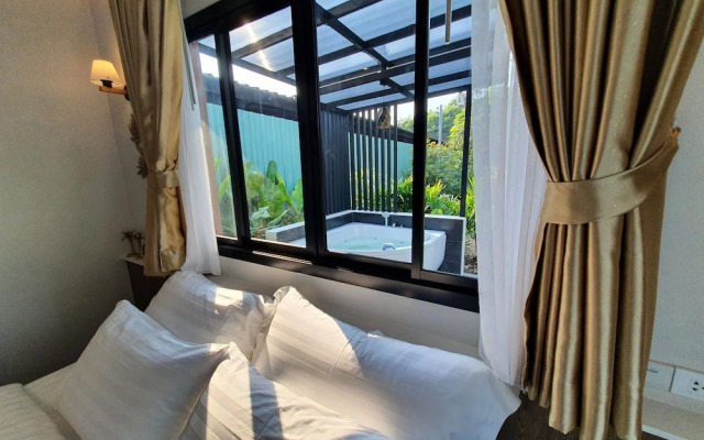 Bannjamjuree Resort Sattahip