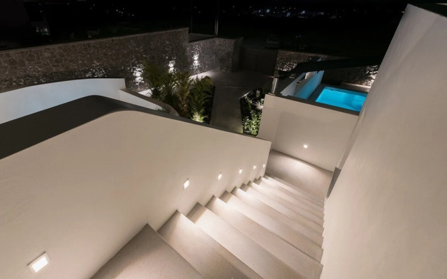 Karat Suites