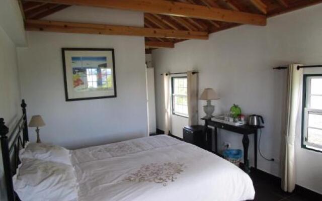 Vila Holanda Bed & Breakfast