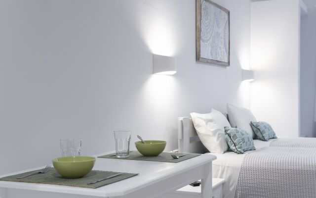 Moraitis - Gaia Lux Inn