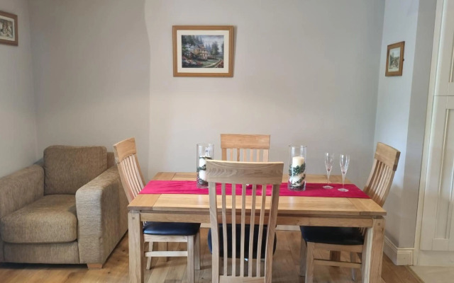 2 Bedroomed Ground Floor Apartment