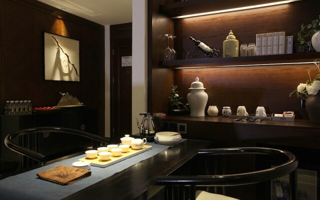 Atour Hotel