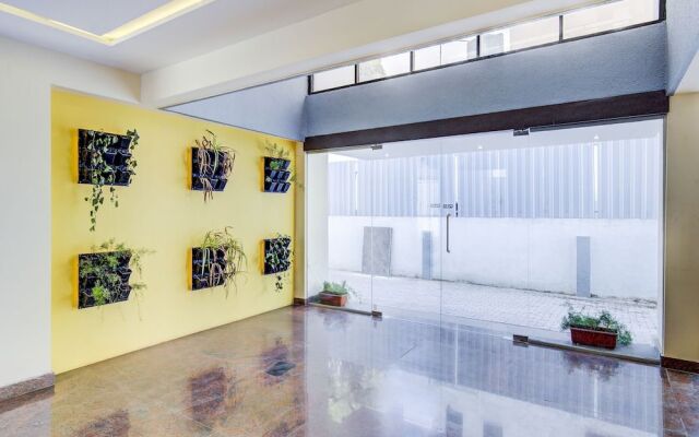 OYO 28164 Hotel Shubham Inn