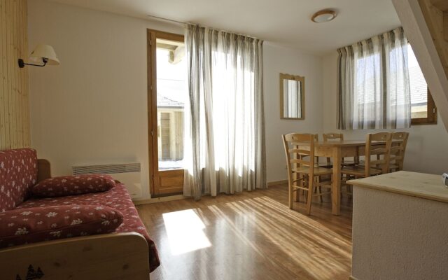 Apartment in Wooden Building in the Nice Superdévoluy