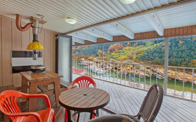 Gapyeong Jayeonharmony Pension