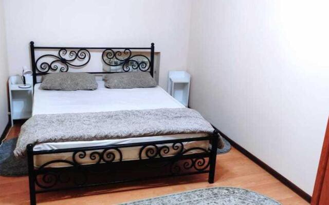 Дом на Еськова 9